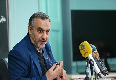 شمخانی: دشمنان با شعار «زن، زندگی، آزادی» که توسط نتانیاهو طراحی شده، قصد داشتند کشور را به آشوب بکشانند، اما موفق نشدند/ اسرائیلی‌ها اعلام کردند ما ایرانی‌ها را با مذاکره فریب دادیم و برای حمله به ایران با آمریکا رزمایش‌هایی برگزار کردیم