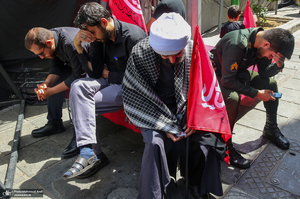عزاداری ظهر عاشورا در جوار مقتل رهبر شهید انقلاب