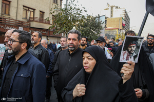 مراسم تشییع پیکرهای مطهر 100 شهید گمنام در تهران-4