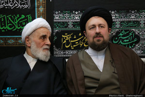 حضور سید حسن خمینی در منزل مرحوم حاج شيخ محمد حسن قرهى(ره)