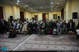 دیدار جمعی از میهمانان کنفرانس وحدت اسلامی با سید حسن خمینی