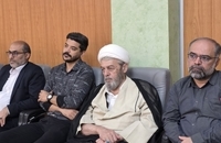 تحجر و تقدس در نظام فکری و رفتاری امام خمینی(س)