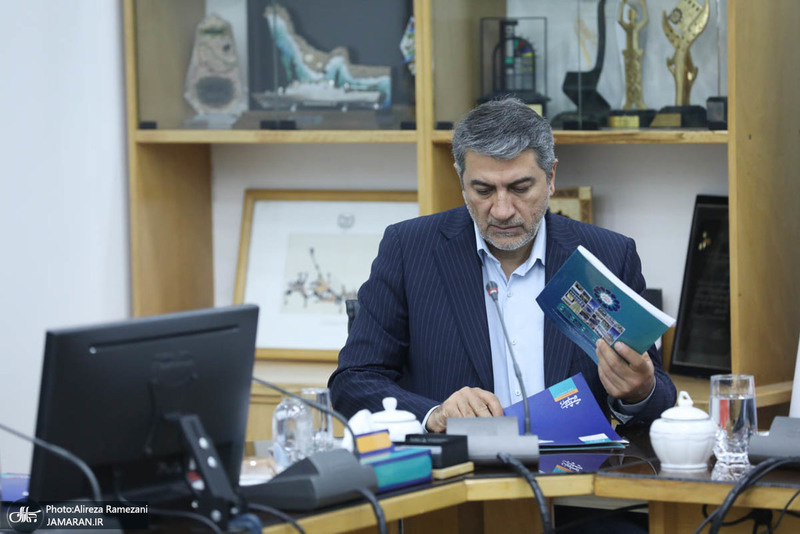 جلسه شورای جهاد دانشگاهی با حضور محمدرضا عارف