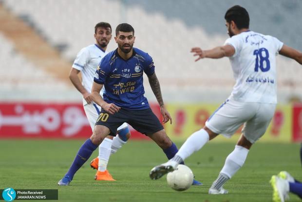 تمدید قرارداد دانشگر با استقلال 