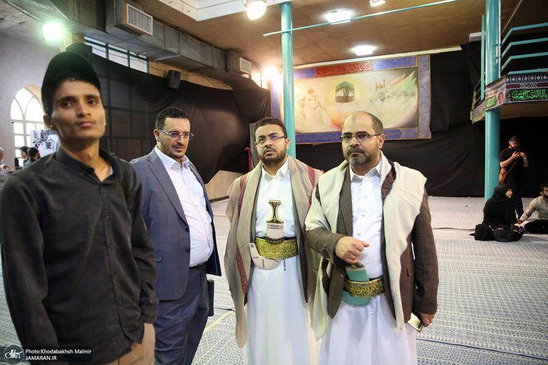 بازدید میهمانان خارجی جهت شرکت در مراسم رهبر شهید از حسینیه جماران