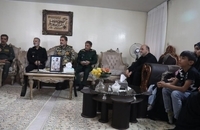دیدار سرلشکر موسوی با خانوادۀ فرماندهان شهید جنگ ۱۲ روزه (7)