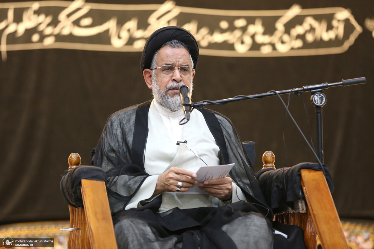 سید محمود علوی: اسلام به مسلمانان تکلیف می‌کند که نسبت به فساد و ظلم نباید بی تفاوت باشند/ اسلام می‌گوید ما باید هم صالح و هم مصلِح باشیم/ اگر شرایط سیاسی طوری شود که یک عده خیلی خودمانی و مقرب شوند و یک عده به ضعف کشیده شوند، این فساد سیاسی است