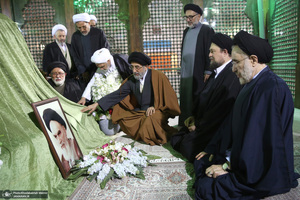 تجدید میثاق مجمع روحانیون مبارز و مجمع مدرسین و محققین حوزه علمیه قم با امام خمینی (س)