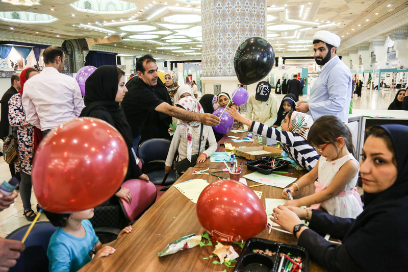 غرفه موسسه تنظیم و نشر آثار امام خمینی(س) در بیست و هفتمین نمایشگاه بین‌المللی قرآن کریم