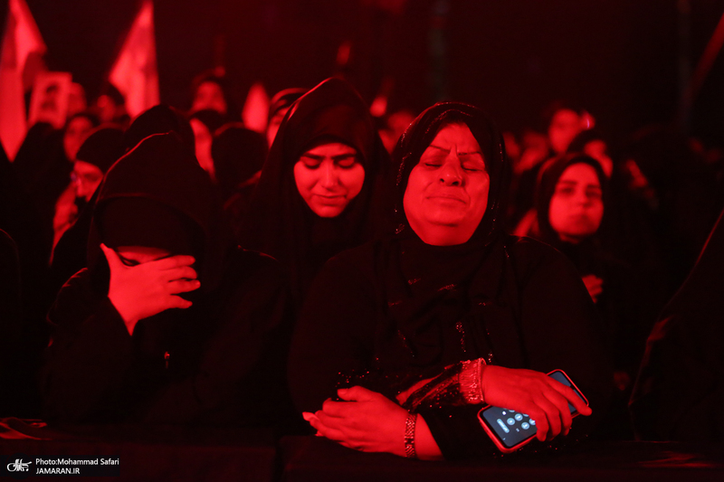 تجمع میدان انقلاب