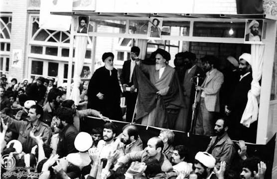 Weekly Topic  What factors pose dangers and threats to existence of the Revolution?