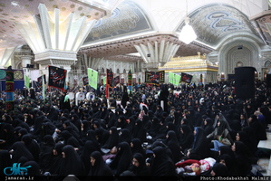 مراسم عزاداری شب شهادت حضرت زهرا(س) در حرم امام خمینی (س)