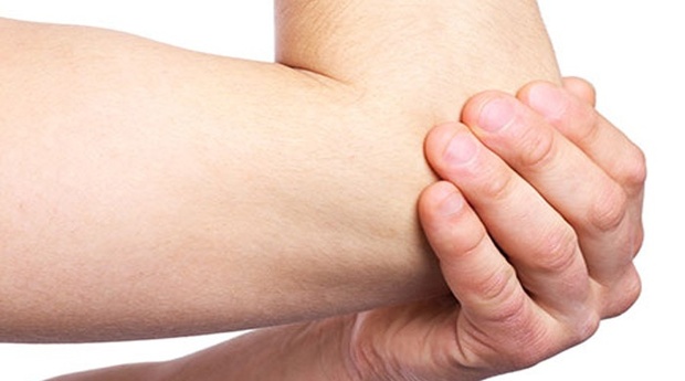 معجزه این میوه برای رفع تیرگی آرنج و زانو