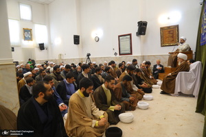 عمامه گذاری طلاب به مناسبت نیمه شعبان