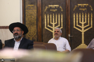 مراسم ادای احترام جامعه کلیمیان به مقام شامخ حضرت امام خمینی (س)