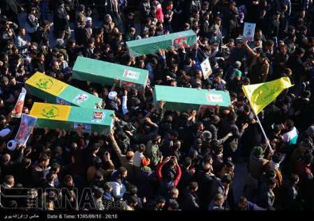 پیکرهای مطهر 6 شهید مدافع حرم حضرت زینب(س) در قم تشییع شد