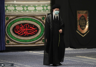 مراسم عزاداری شب شهادت امام سجاد (ع) در حسینیه امام خمینی