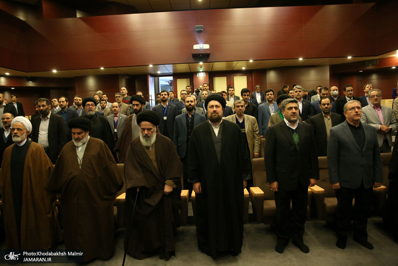 حضور سید حسن خمینی در اختتامبه مسایقات قرآنی ، اذان وتفسیر کارکنان بانک صادرات