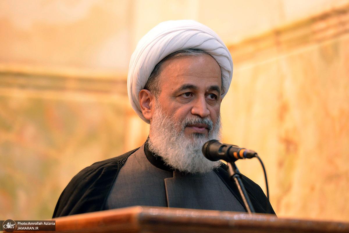 واکنش جواد امام به سخنان توهین آمیز پناهیان در مورد پیامبر اسلام (ص): معصومین را خرج پروژه‌های سیاسی و امنیتی‌تان نکنید!