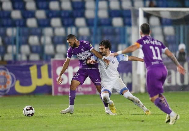 کتک‌کاری عجیب در بازی هوادار و ملوان در لیگ برتر!+ ویدیو