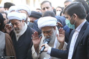 مراسم تشییع آیت الله العظمی صافی گلپایگانی (ره) در قم - 2