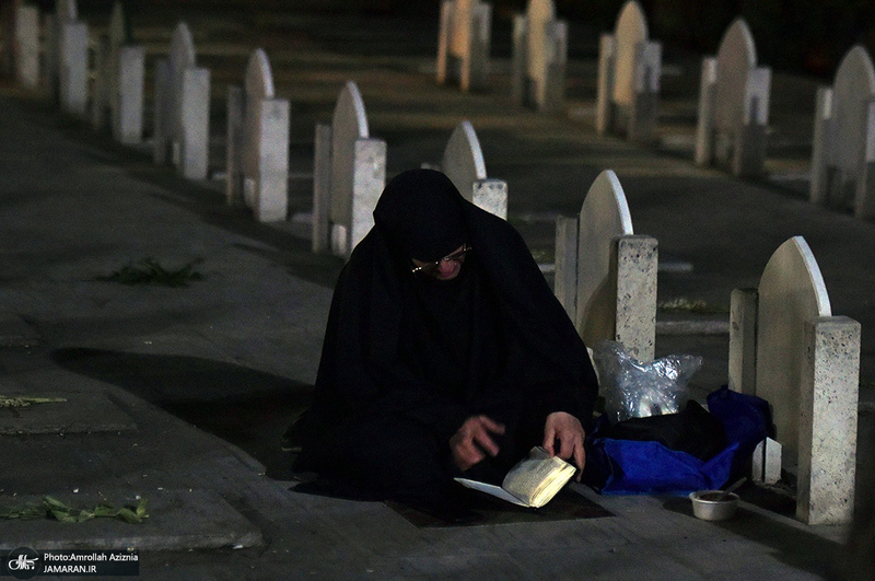 احیای شب بیست و سوم ماه رمضان در گلزار شهدای بهشت زهرا (س)