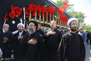 دسته عزاداری شهادت امام عسکری (ع) با حضور آیت‌الله العظمی وحید خراسانی