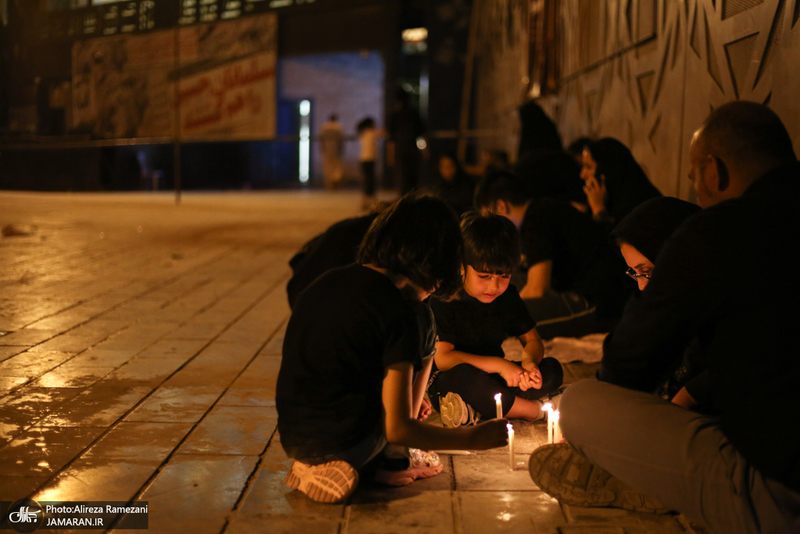 مراسم شام غریبان در میدان امام حسین (ع)