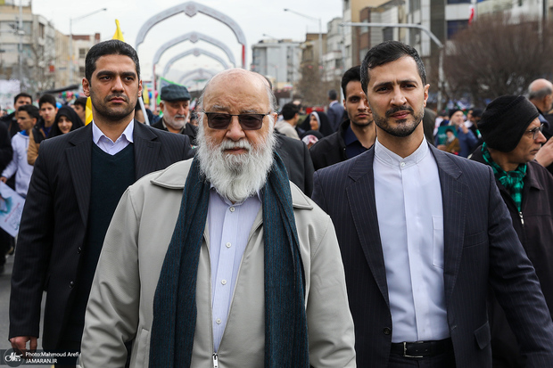 مهدی چمران: حضرت امام بیش از هر فرد دیگری به نسل جوان اعتماد کامل داشت/ مردم هر کاری می‌توانستند برای انقلاب کردند/ مسئولان با رویکردی جهادی و تلاش مضاعف، مطالبات مردم را پاسخ دهند