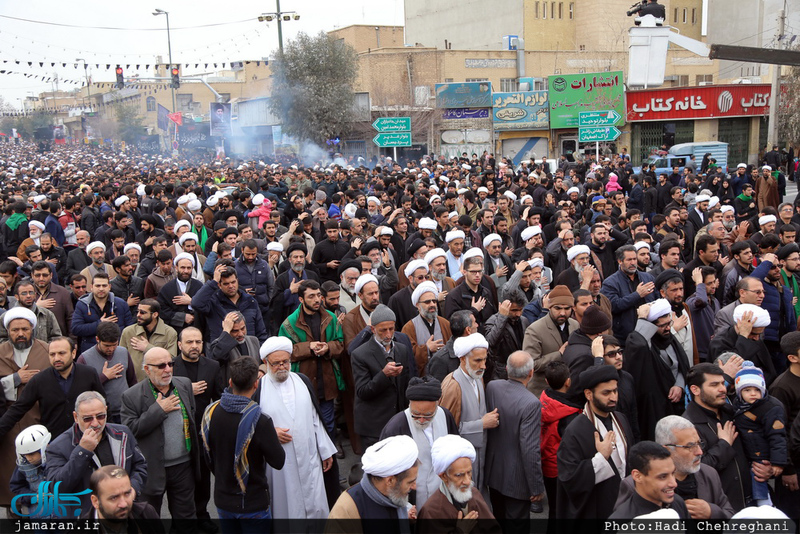 عزاداری و پیاده روی آیت الله وحید خراسانی همزمان با سالروز شهادت حضرت زهرا(س) 