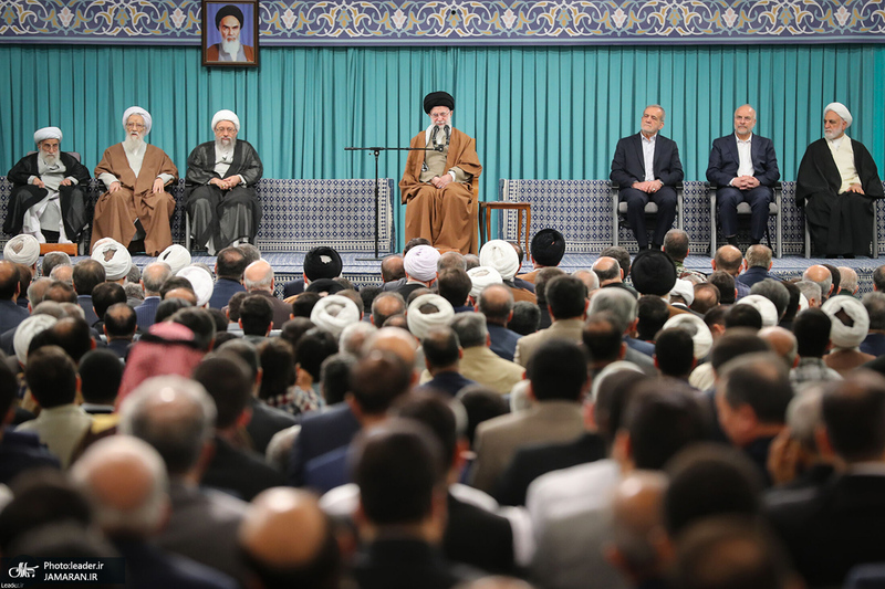 دیدار مسئولان نظام و سفرای کشورهای اسلامی با رهبر معظم انقلاب