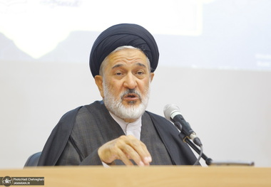 سیدعلی عماد: امام خمینی(س) قوی‌ترین دفاع‌ها و کارآمدترین حمایت‌ها و جانبداری‌ها را از حوزه و روحانیت کرده است/ منشور روحانیت از مهمترین اسناد راهبردی حوزه و روحانیت است/ نظرسنجی‌ها در بعضی شاخصه‌های روحانیت وضع ما را موفقیت‌آمیز اعلام نمی‌کند