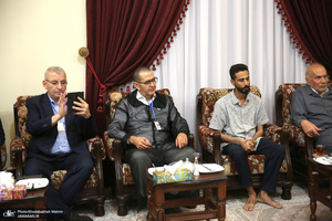 دیدار چند تن از مهمان خارجی سی و هفتمین کنفرانس وحدت اسلامی با سید حسن خمینی