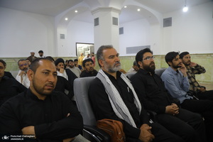 نشست «قرآن و عترت، محور اتحاد مسلمانان در اندیشه امام خمینی(س)» به زبان اردو