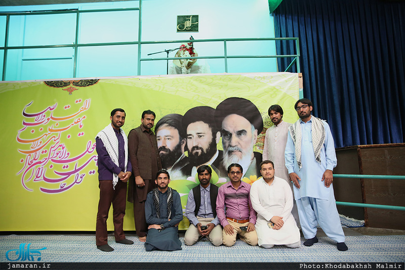 بازدید جمعی از دانشجویان زبان فارسی از کشورهای هند، پاکستان ،عراق ، سودان،مالزی از بیت امام در جماران