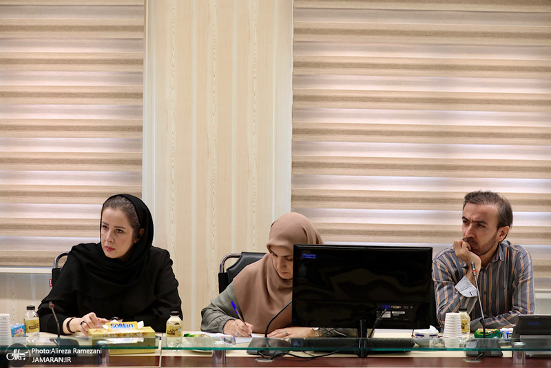 مراسم رونمایی کتاب اسرائیل آن شر مطلق