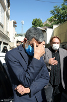 مراسم تشییع حجت الاسلام و المسلمین محتشمی پور در حسینیه جماران