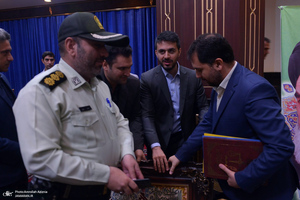 مراسم تودیع و معارفه رئیس حوزه قضایی بخش آفتاب در حرم امام خمینی