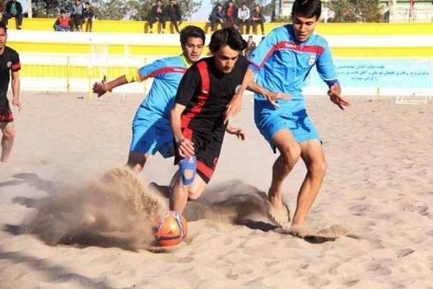 صعود نماینده گیلان به مرحله دوم لیگ برتر فوتبال ساحلی امیدهای کشور