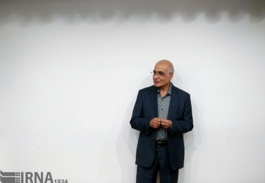 تقدیر از هوشنگ مرادی کرمانی در جشنواره یار مهربان