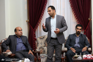 دیدار جمعی از اعضای حزب وحدت و همکاری ملی با سید حسن خمینی