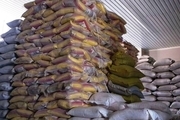 لنج حامل 8 هزار کیلوگرم برنج قاچاق در سیریک توقیف شد