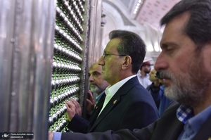 تجدید میثاق مدیرعامل و کارکنان سازمان بنادر و دریانوردی با آرمان های حضرت امام (س)