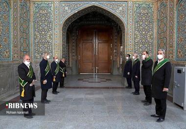 آیین بازگشایی درب‌های حرم حضرت معصومه(س)  صبح امروز انجام شد 