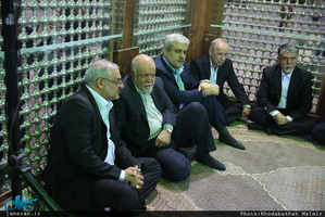 تجدید میثاق رئیس جمهور و هیات دولت با آرمان حضرت امام(س) 