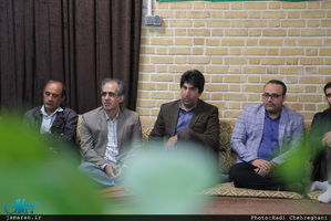 مدیرکل ارشاد و جمعی از اهالی رسانه قم با سید علی خمینی دیدار کردند