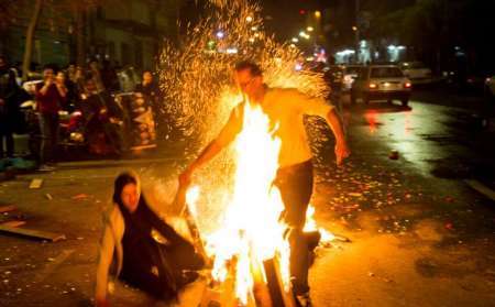 2میلیون عدد مواد آتش زا در استان بوشهر کشف شد