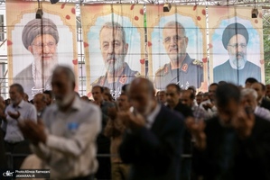 نماز عيد سعيد قربان در دانشگاه تهران