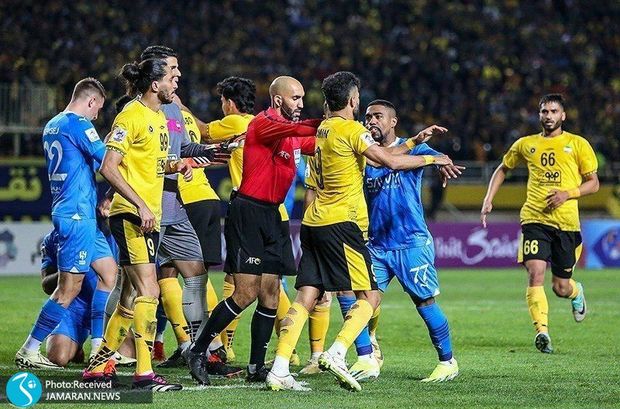 لیگ قهرمانان آسیا| باخت سپاهان 10 نفره به الهلال