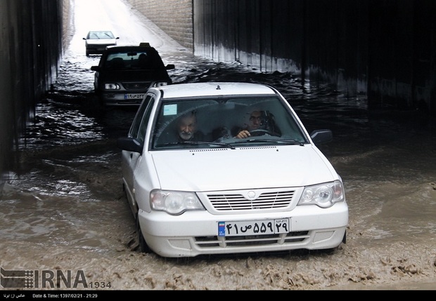 معضل آبگرفتگی معابر کنگاور و نبود اعتبار